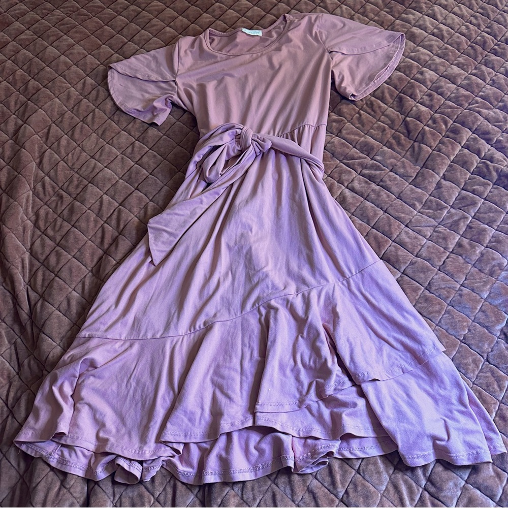 Peach tie waist flowy dress